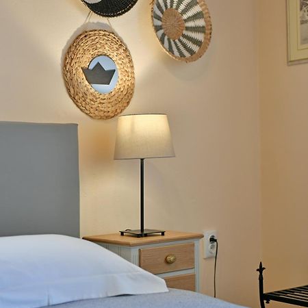 Athina Guesthouse Hydra  Exteriör bild