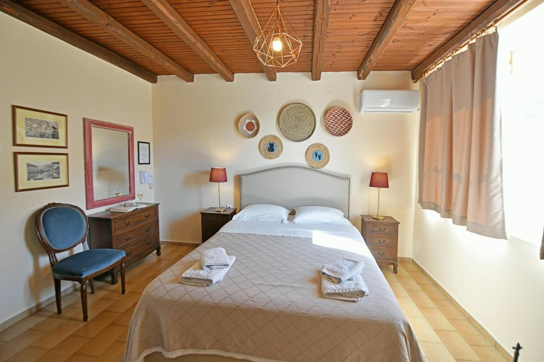 Athina Guesthouse Hydra  Exteriör bild