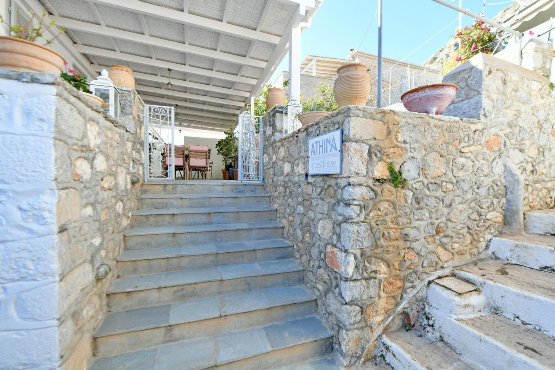 Athina Guesthouse Hydra  Exteriör bild