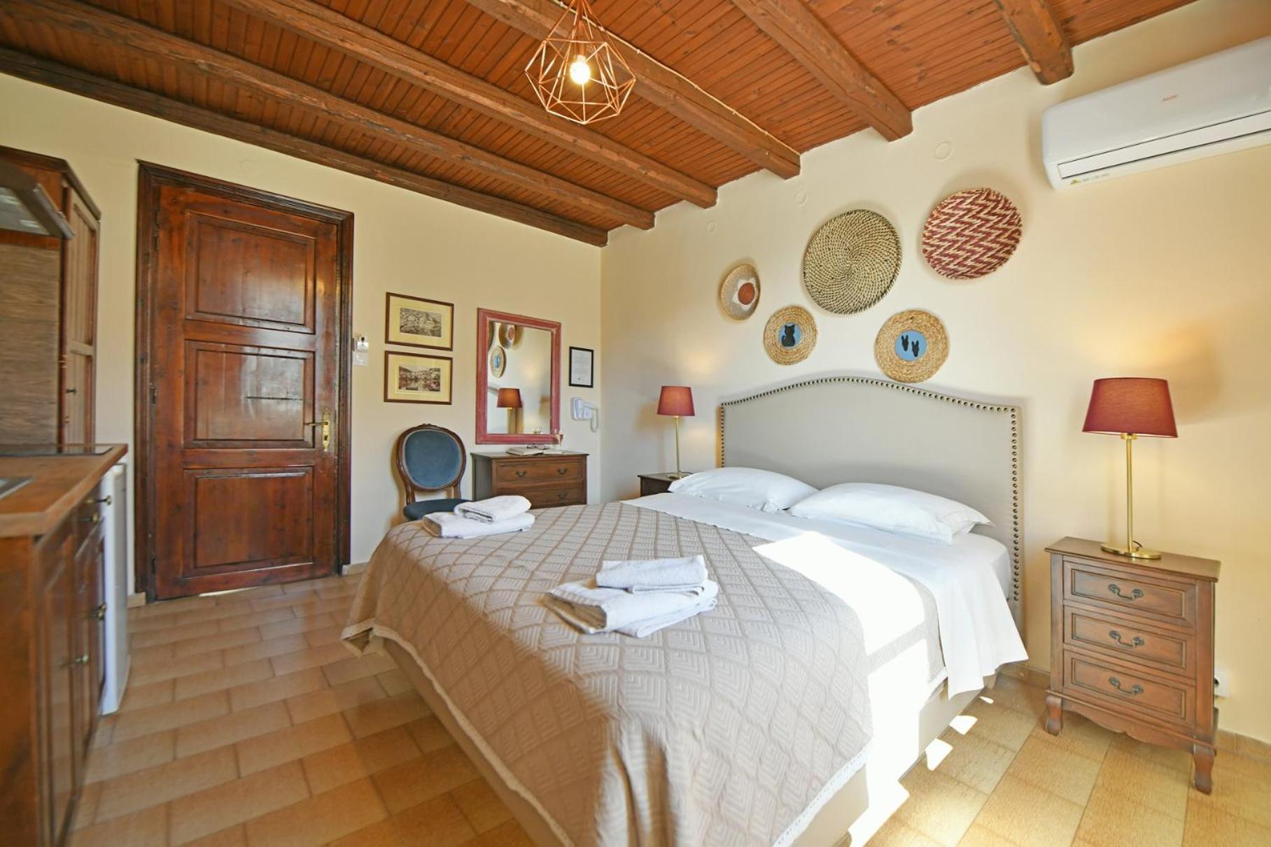 Athina Guesthouse Hydra  Exteriör bild