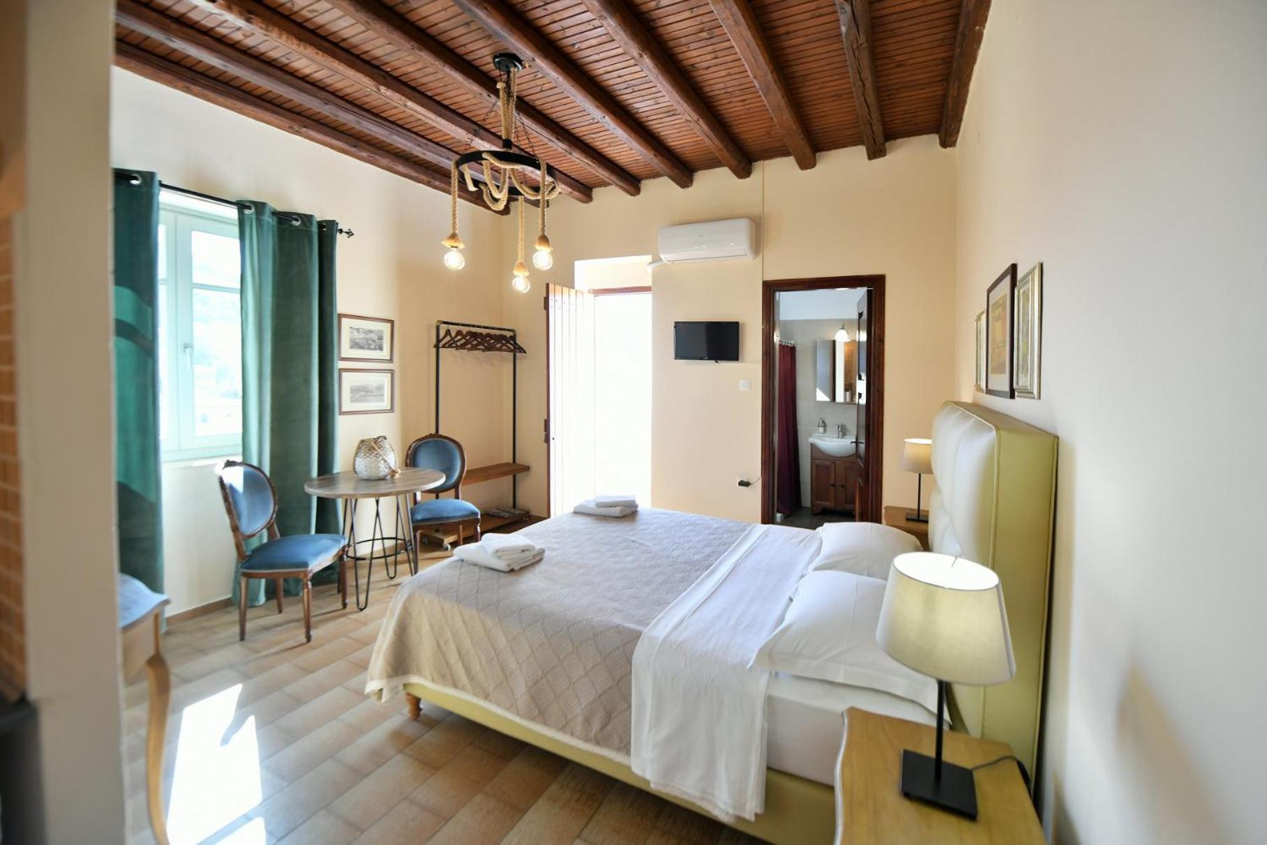 Athina Guesthouse Hydra  Exteriör bild